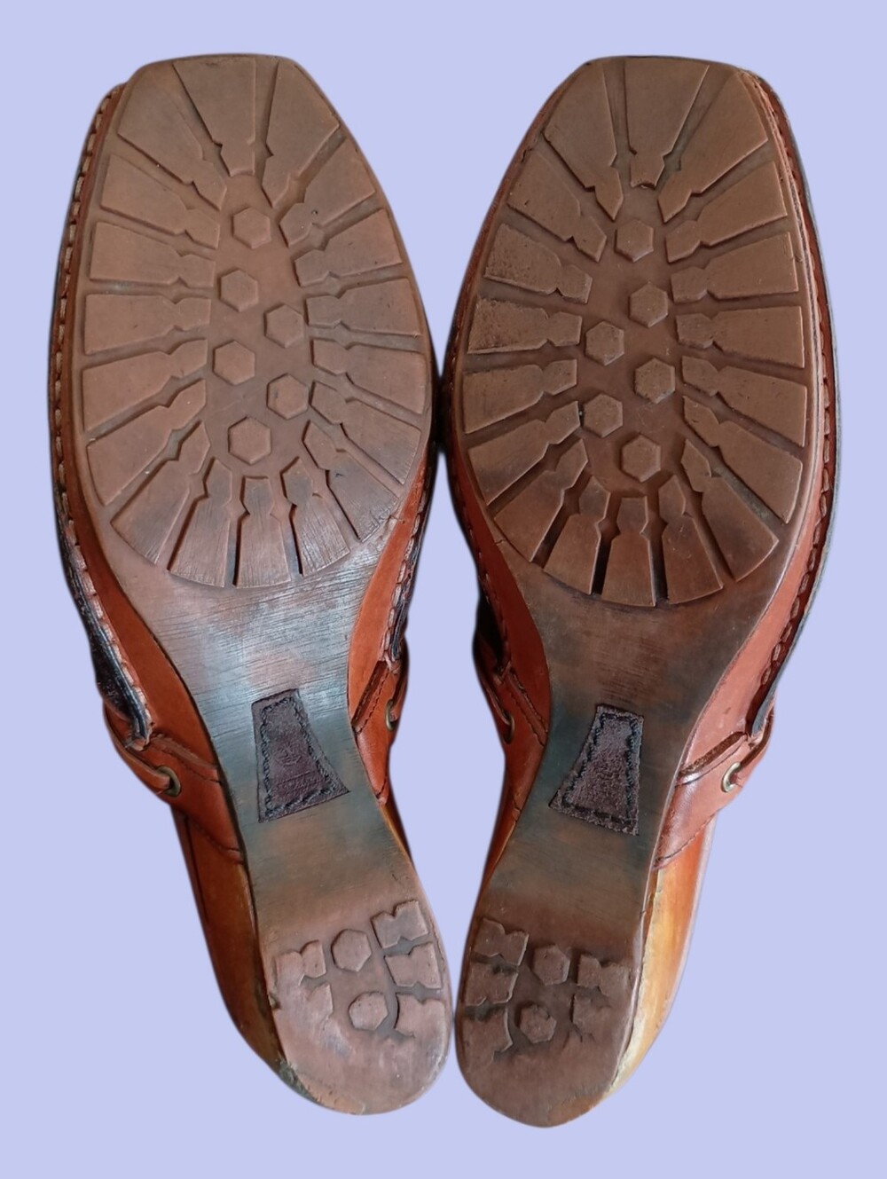 Timberland Brown Suede Comforia clogs with wooden heels Size 9 GRUC - Picture 6 of 8